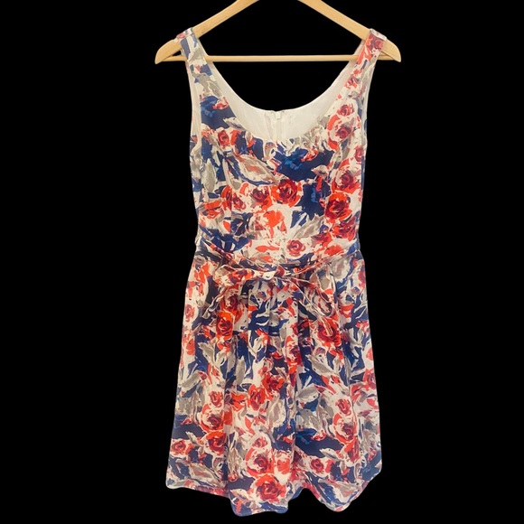 Dresses & Skirts - Dress Floral Size 10 Fit Flare Belted Blue Red White Flowers Zip Tulle Lined